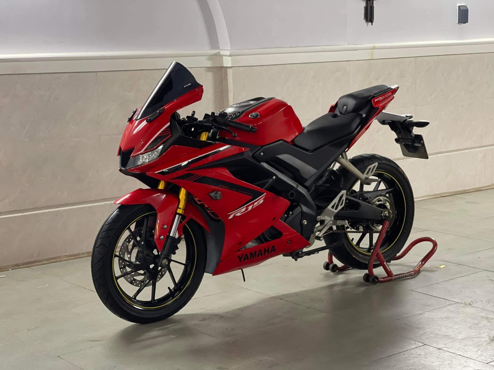 YAMAHA R15V3 Cavet Đỏ Đen