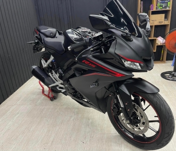 YAMAHA R15V3 