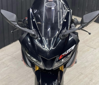 YAMAHA R15V3 