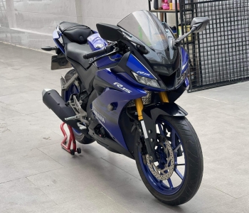 YAMAHA R15V3