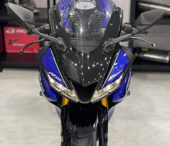 YAMAHA R15V3 