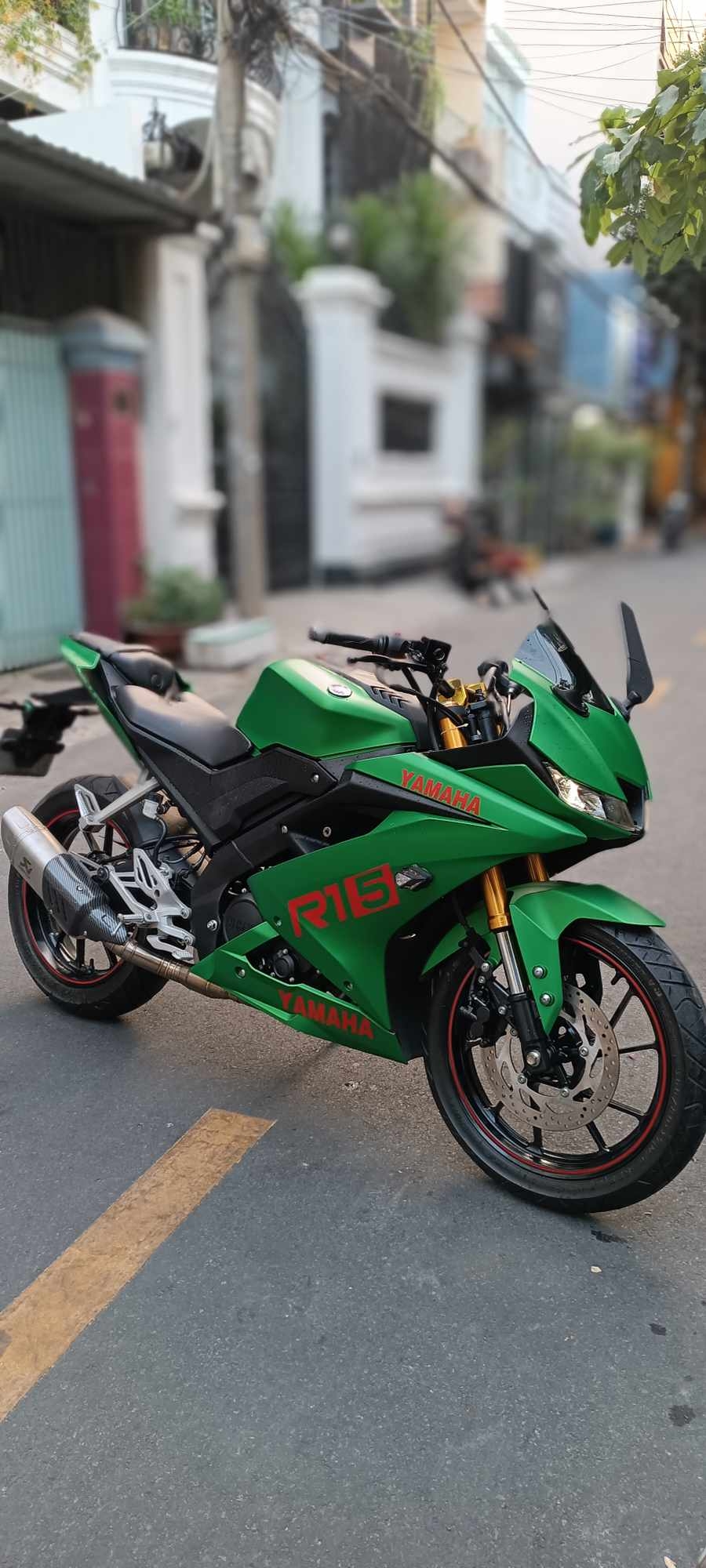 R15 V3